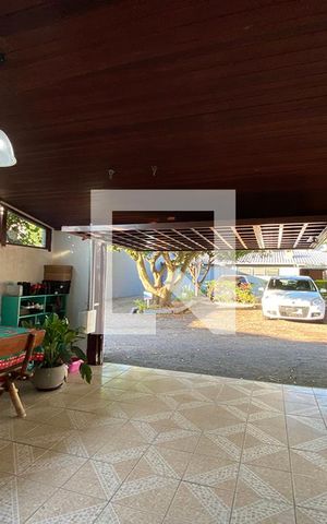 Casa de condomínio à venda com 130m², 3 quartos e 2 vagasChurrasqueira