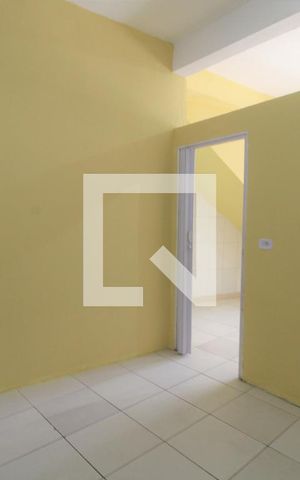 Casa à venda com 60m², 1 quarto e sem vagaQuarto