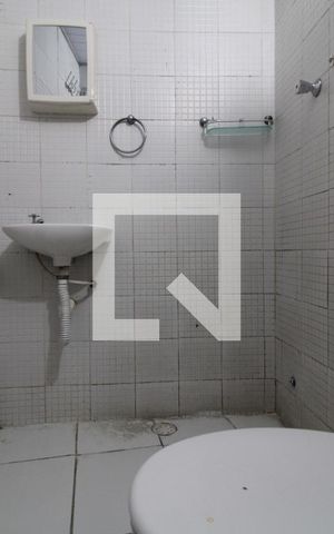 Casa à venda com 60m², 1 quarto e sem vagaBanheiro