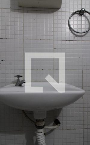 Casa à venda com 60m², 1 quarto e sem vagaPia da banheiro