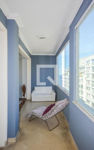 Apartamento para alugar com 230m², 4 quartos e 1 vaga Apartamento para alugar com 230m², 4 quartos e 1 vagaSala