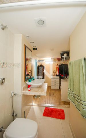 Apartamento para alugar com 230m², 4 quartos e 1 vaga Apartamento para alugar com 230m², 4 quartos e 1 vagaBanheiro - Suite