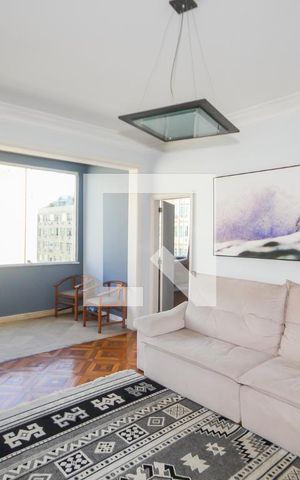 Apartamento para alugar com 230m², 4 quartos e 1 vaga Apartamento para alugar com 230m², 4 quartos e 1 vagaSala