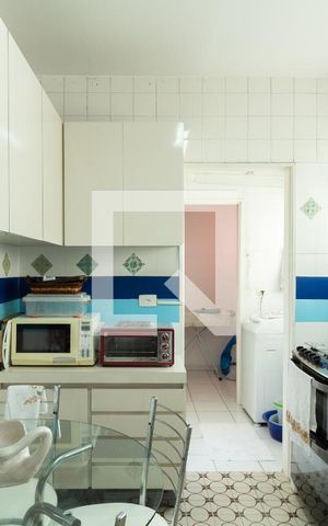 Apartamento para alugar com 76m², 2 quartos e 1 vaga Apartamento para alugar com 76m², 2 quartos e 1 vagaCozinha