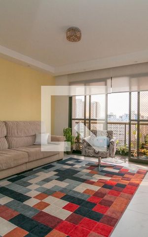 Apartamento à venda com 186m², 4 quartos e 2 vagas Apartamento à venda com 186m², 4 quartos e 2 vagasSala