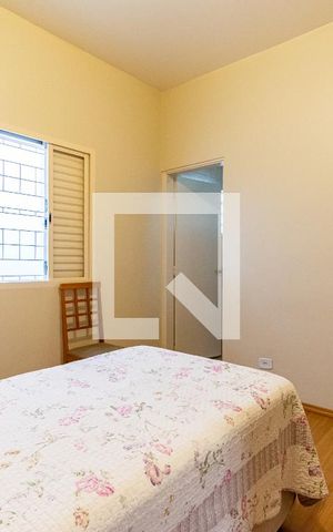Casa à venda com 194m², 4 quartos e 1 vaga Casa à venda com 194m², 4 quartos e 1 vagaSuíte