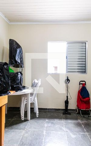 Casa à venda com 194m², 4 quartos e 1 vaga Casa à venda com 194m², 4 quartos e 1 vagaQuarto/Edícula