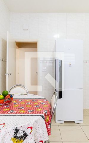Casa à venda com 194m², 4 quartos e 1 vaga Casa à venda com 194m², 4 quartos e 1 vagaCozinha