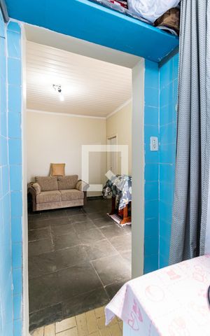 Casa à venda com 194m², 4 quartos e 1 vaga Casa à venda com 194m², 4 quartos e 1 vagaCozinha/Edícula