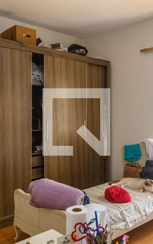 Casa à venda com 240m², 3 quartos e 8 vagas Casa à venda com 240m², 3 quartos e 8 vagasQuarto 1