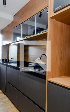Apartamento à venda com 45m², 2 quartos e 1 vaga Apartamento à venda com 45m², 2 quartos e 1 vagaCozinha