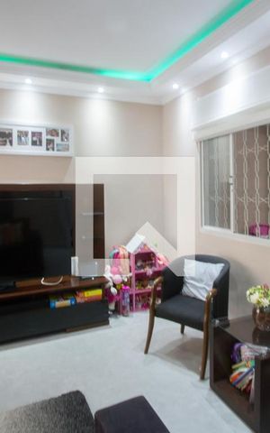 Casa à venda com 150m², 3 quartos e 1 vaga Casa à venda com 150m², 3 quartos e 1 vagaSala