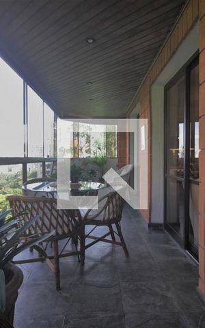 Apartamento à venda com 206m², 3 quartos e 2 vagasVaranda