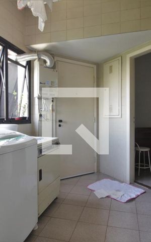 Apartamento à venda com 206m², 3 quartos e 2 vagasÁrea de serviço