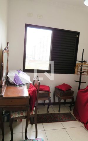 Casa à venda com 216m², 3 quartos e 4 vagasQuarto 2