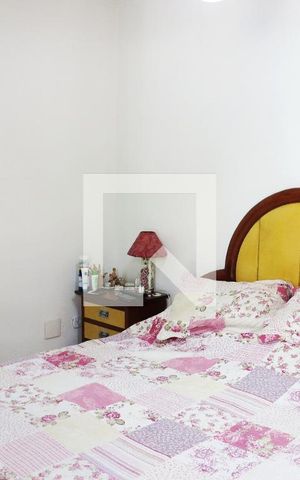 Casa à venda com 216m², 3 quartos e 4 vagasQuarto Suíte