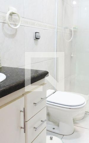 Casa à venda com 216m², 3 quartos e 4 vagasBanheiro