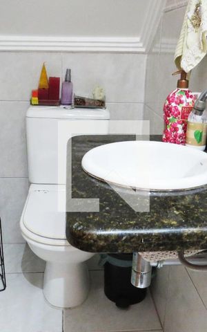 Casa à venda com 216m², 3 quartos e 4 vagasLavabo