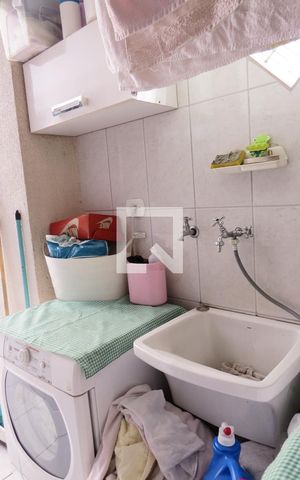 Casa à venda com 216m², 3 quartos e 4 vagasDetalhe da area de serviço