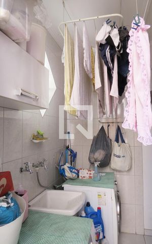 Casa à venda com 216m², 3 quartos e 4 vagasDetalhe da area de serviço