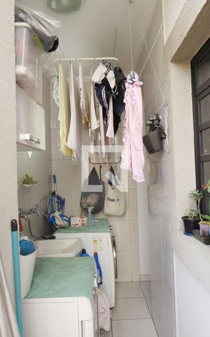 Casa à venda com 216m², 3 quartos e 4 vagasDetalhe da area de serviço