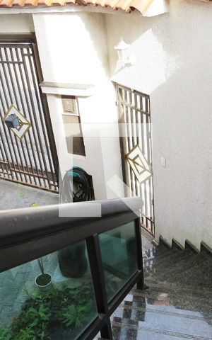 Casa à venda com 216m², 3 quartos e 4 vagasEntrada