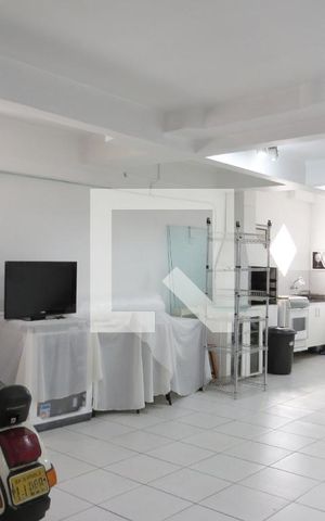 Casa à venda com 216m², 3 quartos e 4 vagasGaragem