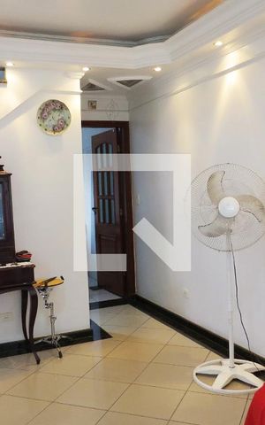 Casa à venda com 216m², 3 quartos e 4 vagasSala