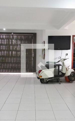Casa à venda com 216m², 3 quartos e 4 vagasGaragem