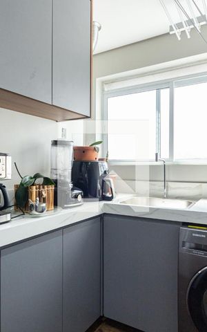 Apartamento à venda com 90m², 3 quartos e 2 vagasLavanderia