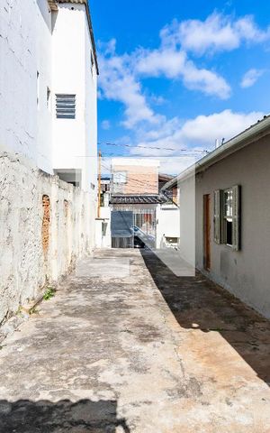 Casa para alugar com 70m², 1 quarto e 3 vagas Casa para alugar com 70m², 1 quarto e 3 vagasQuintal/Garagem