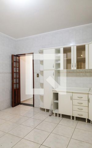 Casa à venda com 110m², 2 quartos e 1 vagaCozinha 