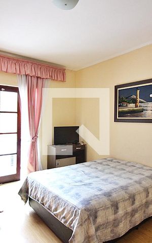 Casa à venda com 208m², 4 quartos e 6 vagasQuarto 2