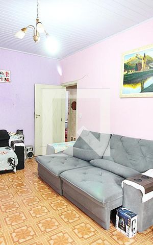 Casa à venda com 208m², 4 quartos e 6 vagasSala Casa 2