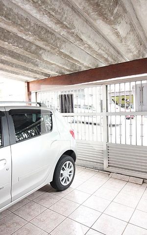 Casa à venda com 208m², 4 quartos e 6 vagasGaragem