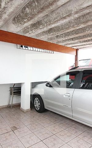 Casa à venda com 208m², 4 quartos e 6 vagasGaragem