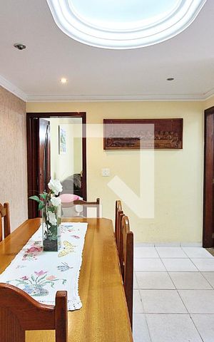 Casa à venda com 208m², 4 quartos e 6 vagasSala de Jantar