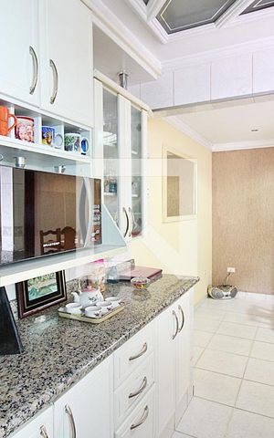 Casa à venda com 208m², 4 quartos e 6 vagasCozinha