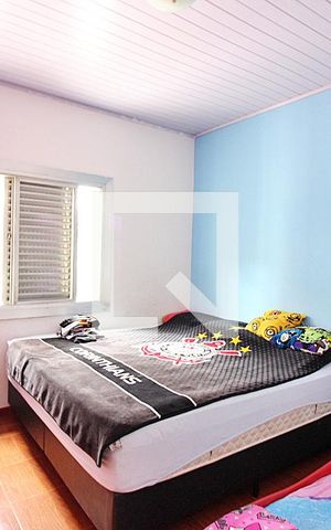 Casa à venda com 208m², 4 quartos e 6 vagasQuarto 2 Casa 2