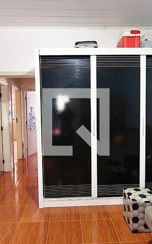 Casa à venda com 208m², 4 quartos e 6 vagasQuarto 1 Casa 2