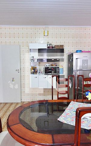 Casa à venda com 208m², 4 quartos e 6 vagasCozinha Casa 2