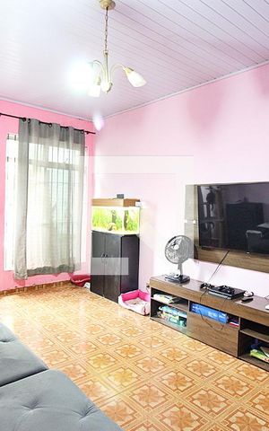 Casa à venda com 208m², 4 quartos e 6 vagasSala Casa 2