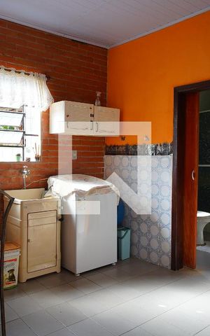Casa à venda com 143m², 3 quartos e 1 vagaÁrea de Serviço