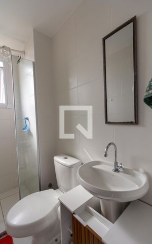 Apartamento para alugar com 40m², 2 quartos e sem vaga Apartamento para alugar com 40m², 2 quartos e sem vagaBanheiro