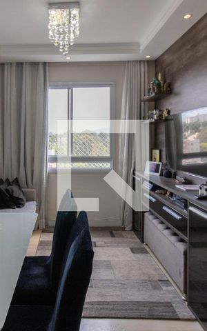 Apartamento à venda com 46m², 2 quartos e 1 vaga Apartamento à venda com 46m², 2 quartos e 1 vagaSala