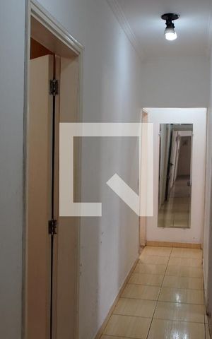 Casa à venda com 488m², 5 quartos e 8 vagasCorredor