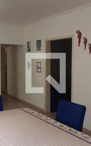 Casa à venda com 488m², 5 quartos e 8 vagasSala
