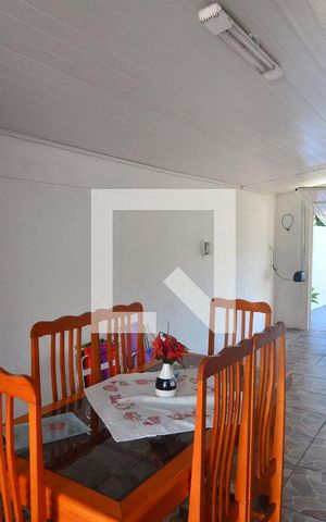 Casa à venda com 95m², 2 quartos e 2 vagasGaragem