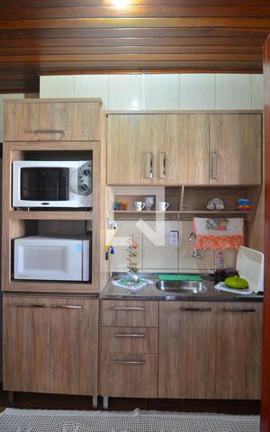 Casa à venda com 95m², 2 quartos e 2 vagasCozinha