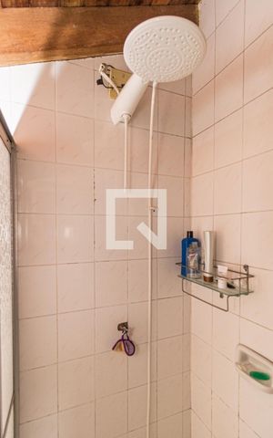 Casa à venda com 260m², 4 quartos e 3 vagasBanheiro Social